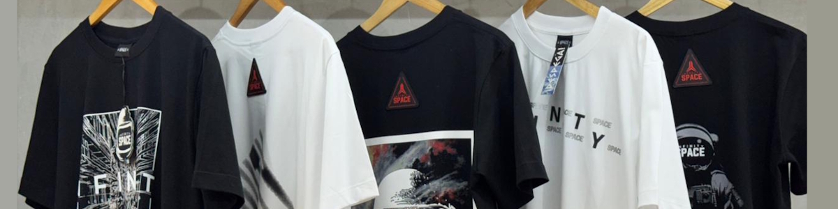 Camisetas y Gorras Infinity Space